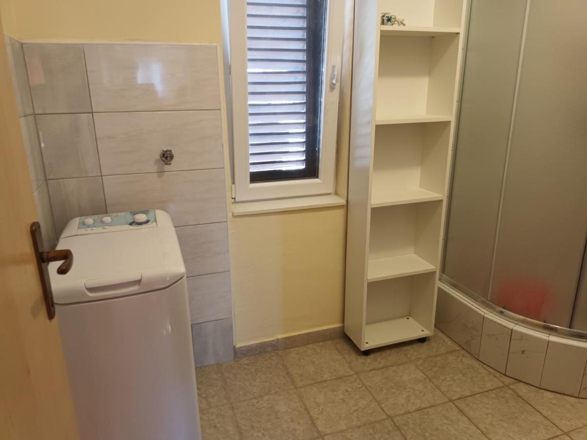 Apartman Zlata Vir Exterior foto