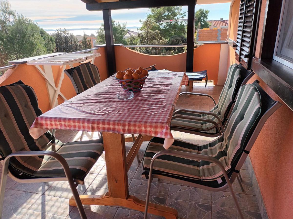 Apartman Zlata Vir Exterior foto